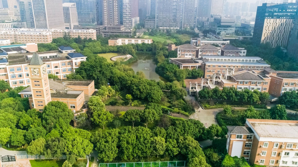 成都美視學(xué)校環(huán)境